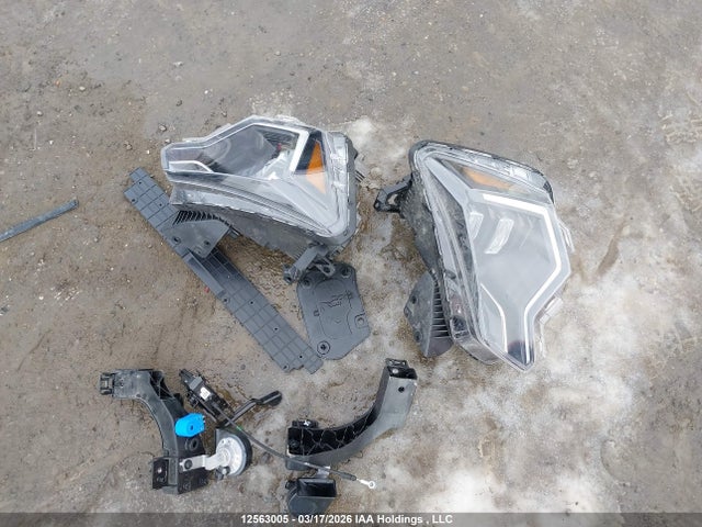 Продажа на аукционе авто 2025 Kia Niro Hev Sx/sx W/cityscape Green   Black Exterior, vin: KNDCT3LE8S5305118, номер лота: 12563005