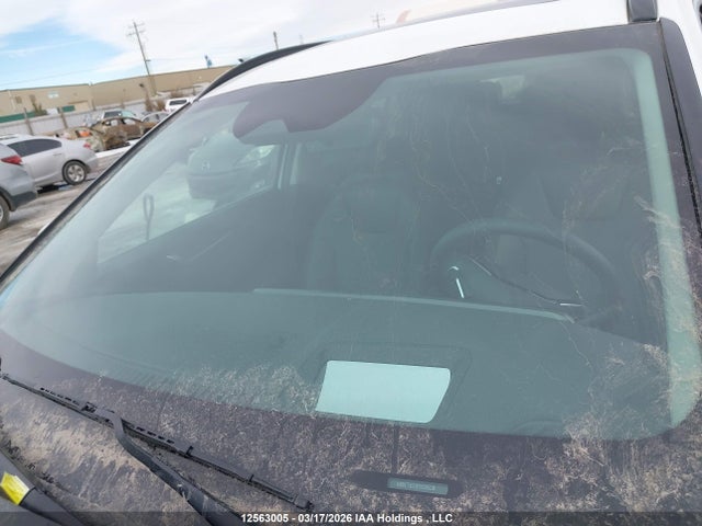 Продажа на аукционе авто 2025 Kia Niro Hev Sx/sx W/cityscape Green   Black Exterior, vin: KNDCT3LE8S5305118, номер лота: 12563005