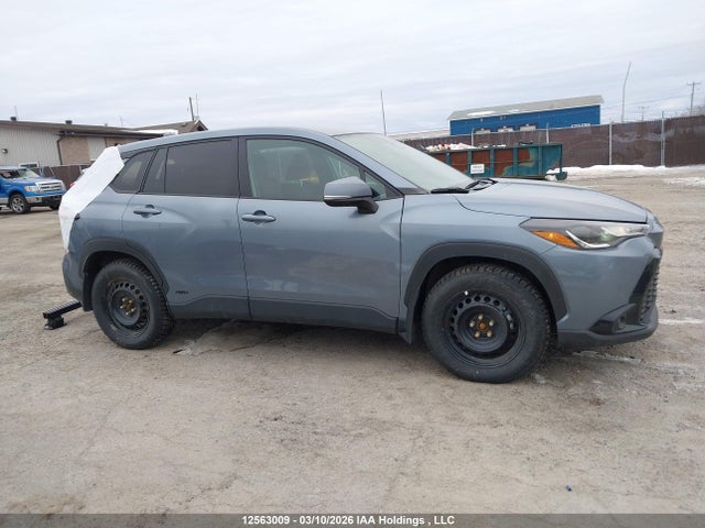 7MUFBABG8RV053307 Toyota Corolla Cross Hybrid Se