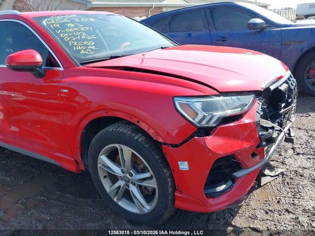 12563018 :رقم المزاد ، WA1EECF32K1069371 vin ، 2019 Audi Q3 Premium Plus S-line مزاد بيع