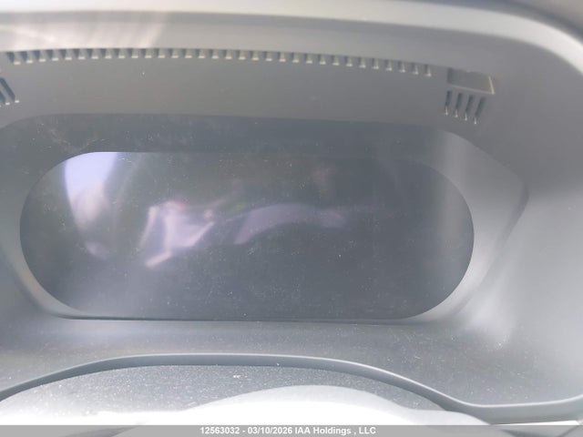 Volvo Xc60 B5 Plus Dark Theme 2025 LYVM12RC5SB010357 Image 15