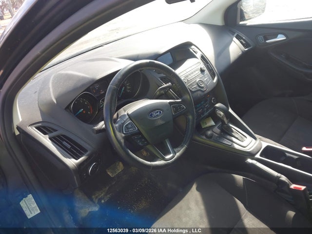 12563039 :رقم المزاد ، 1FADP3FEXJL305612 vin ، 2018 Ford Focus Se مزاد بيع