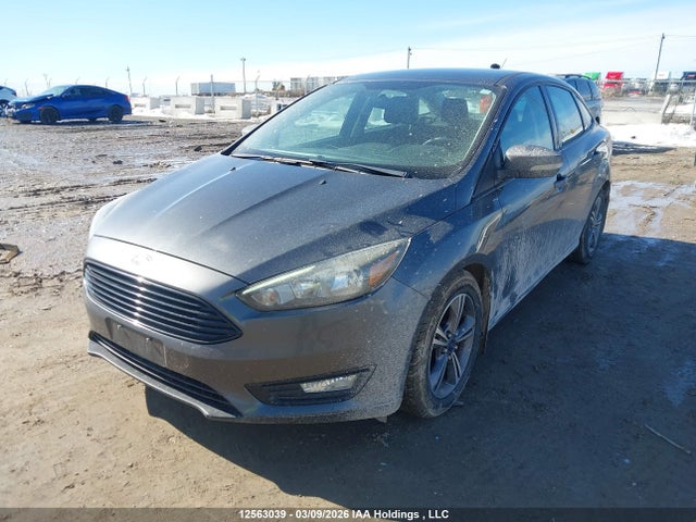12563039 :رقم المزاد ، 1FADP3FEXJL305612 vin ، 2018 Ford Focus Se مزاد بيع