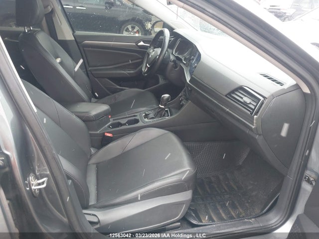 Продажа на аукционе авто 2019 Volkswagen Jetta Sel, vin: 3VWE57BU4KM210985, номер лота: 12563042