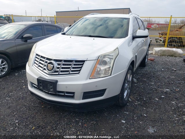 Cadillac SRX LUXURY 2015 3GYFNEE34FS564788 Image 2