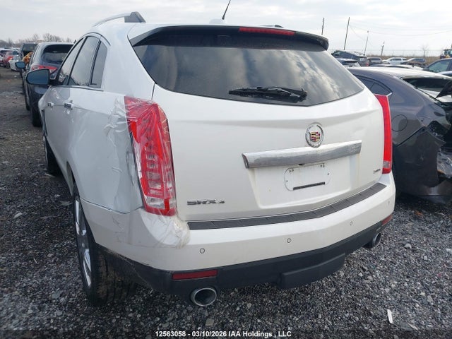 Cadillac SRX LUXURY 2015 3GYFNEE34FS564788 Image 3