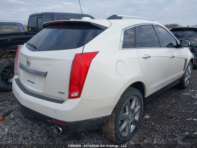 Cadillac SRX LUXURY 2015 3GYFNEE34FS564788 Image 4