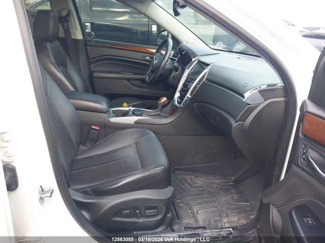 Cadillac SRX LUXURY 2015 3GYFNEE34FS564788 Image 5