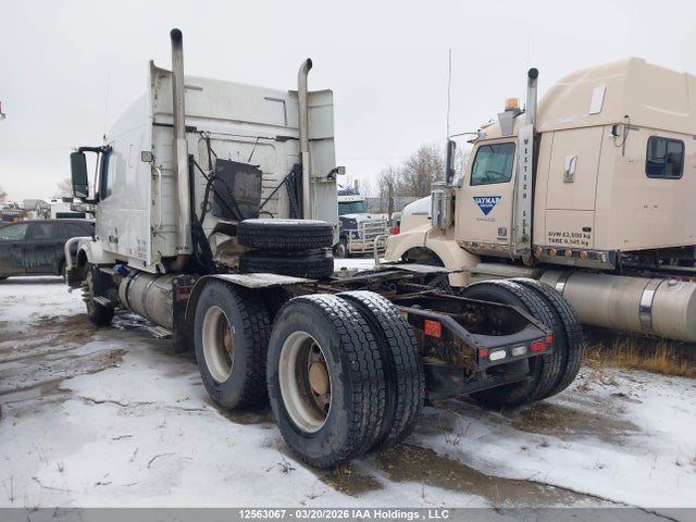 4V4NC9KK9HN993579 Volvo VNL