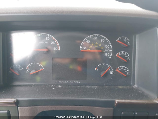4V4NC9KK9HN993579 Volvo VNL