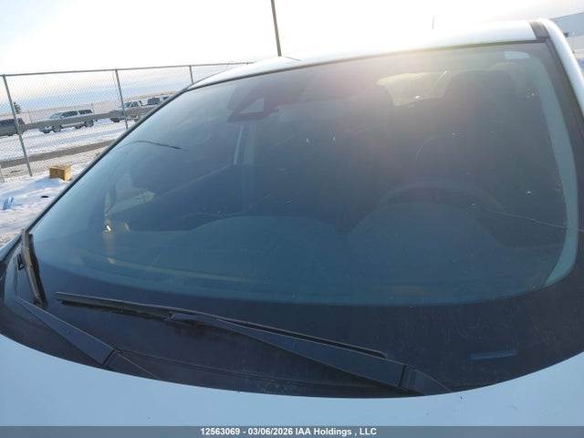 JN1BJ1CW1LW391255 Nissan Qashqai S/sl/sv