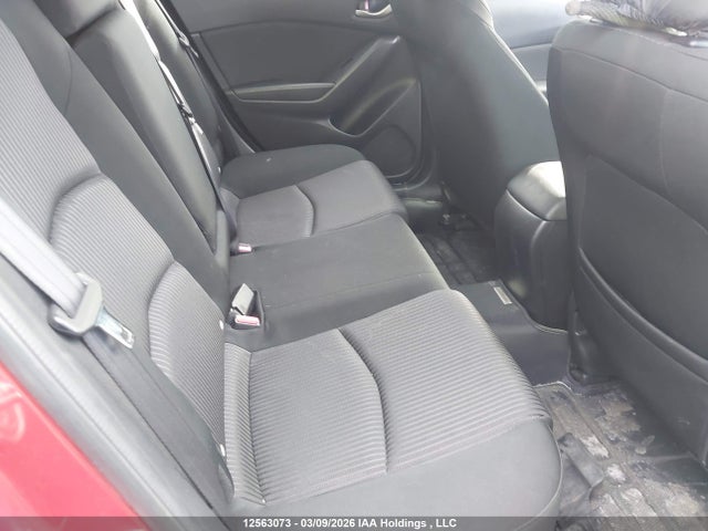 3MZBM1L77FM164604 Mazda Mazda3 Gs