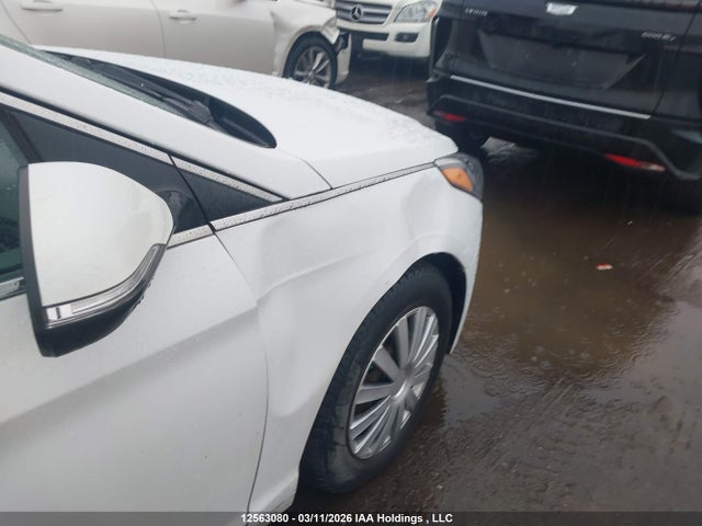 5NPE24AF7FH238806 Hyundai SONATA GLS
