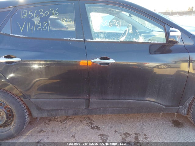 Продаж на аукціоні авто 2011 Hyundai Tucson, vin: KM8JUCACXBU141281, номер лоту: 12563096