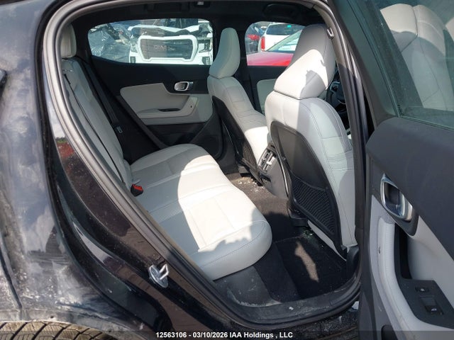 Продажа на аукционе авто 2025 Polestar 2 Long Range Single Motor, vin: YSMFE3KA9SL312181, номер лота: 12563106