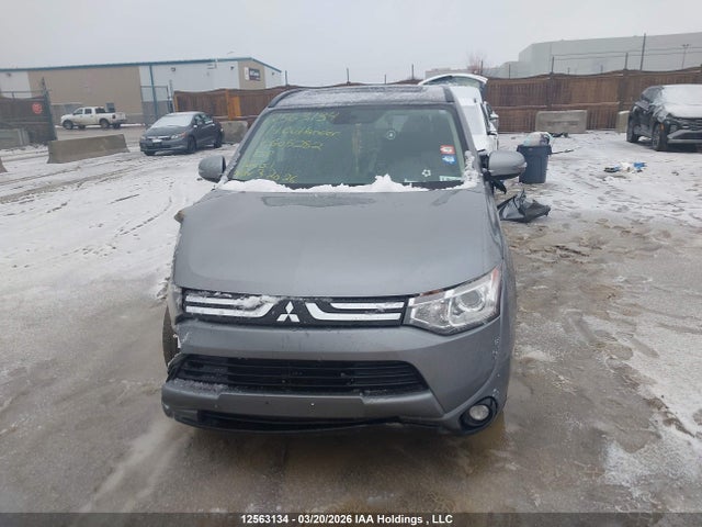 JA4JZ4AXXEZ605282 Mitsubishi Outlander