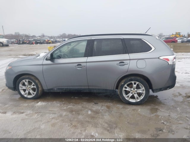 JA4JZ4AXXEZ605282 Mitsubishi Outlander