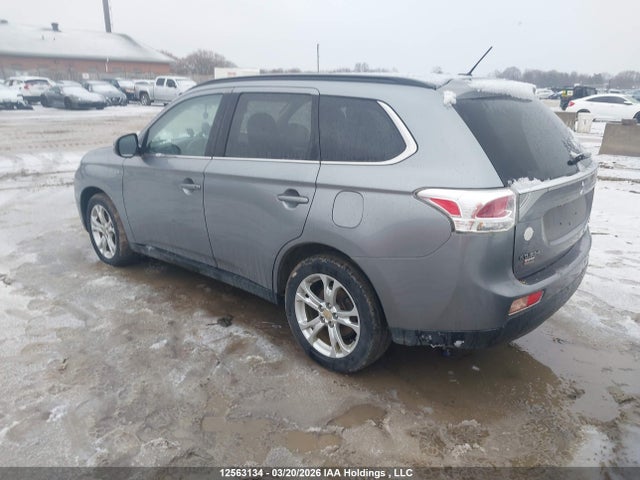 JA4JZ4AXXEZ605282 Mitsubishi Outlander