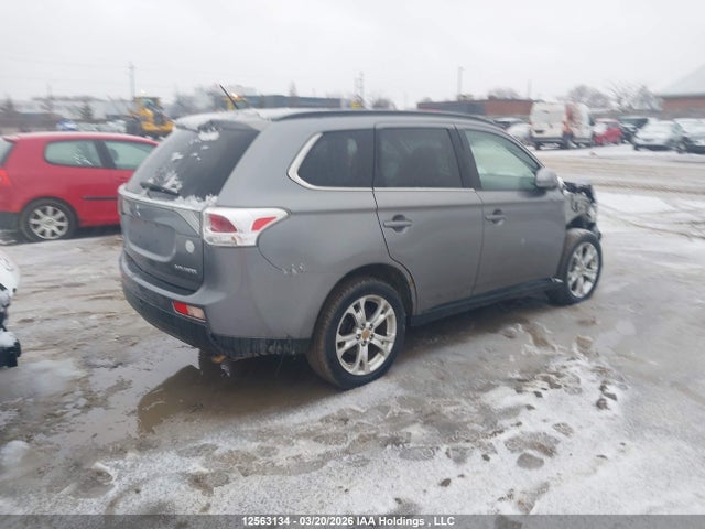 JA4JZ4AXXEZ605282 Mitsubishi Outlander