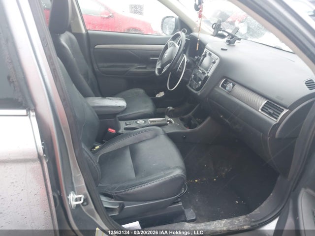 JA4JZ4AXXEZ605282 Mitsubishi Outlander