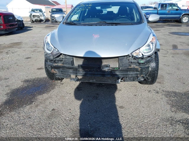 Продаж на аукціоні авто 2015 Hyundai Elantra Gls, vin: KMHDH4AH4FU409184, номер лоту: 12563136
