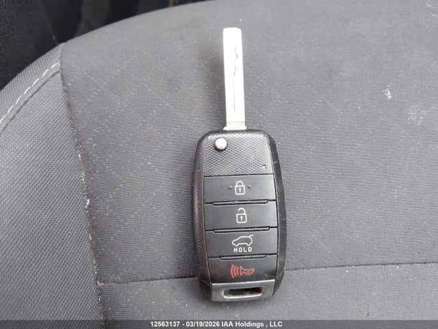 5XYPG4A3XGG175127 KIA Sorento Lx/l