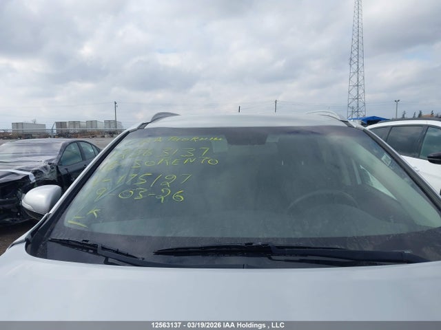 5XYPG4A3XGG175127 KIA Sorento Lx/l