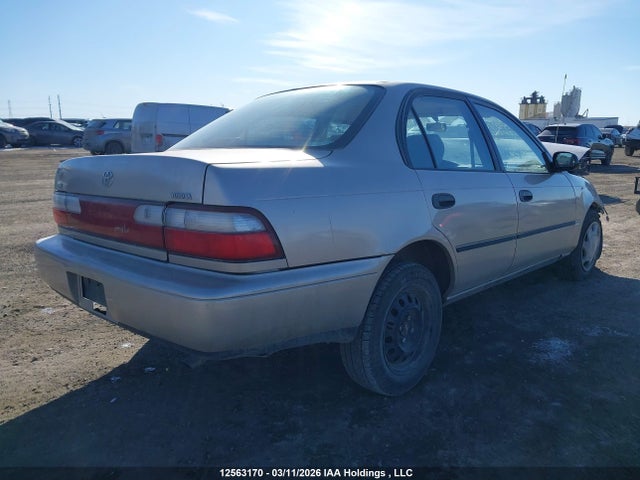 12563170 :رقم المزاد ، 2T1BA05E5TC136371 vin ، 1996 Toyota Corolla Dx مزاد بيع
