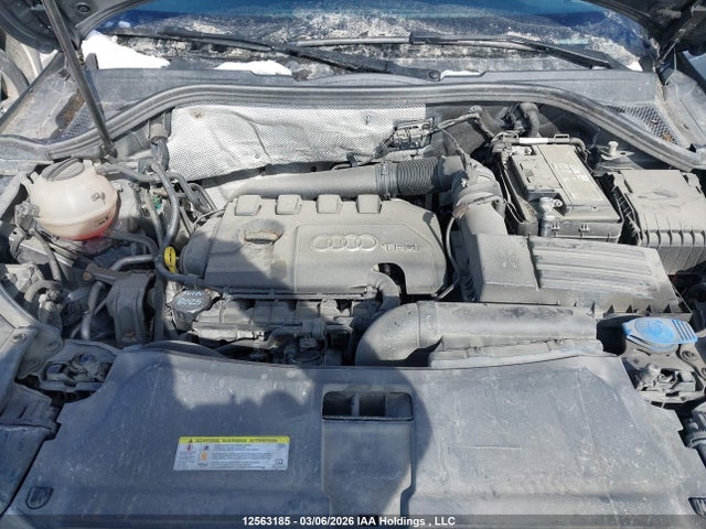 WA1JCCFS3JR002208 Audi Q3 Premium Plus