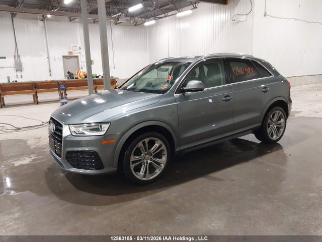 WA1JCCFS3JR002208 Audi Q3 Premium Plus