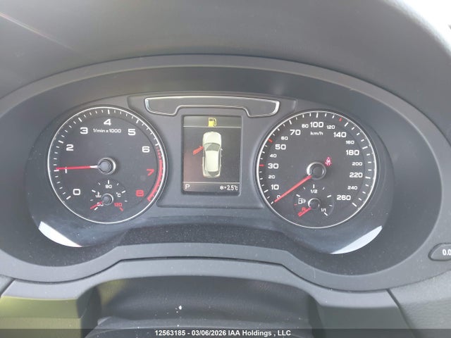WA1JCCFS3JR002208 Audi Q3 Premium Plus