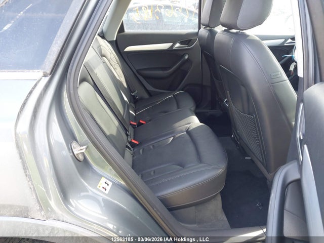 WA1JCCFS3JR002208 Audi Q3 Premium Plus