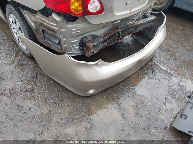 12563198 :رقم المزاد ، 2T1BU4EE9AC302757 vin ، 2010 Toyota Corolla S/le/xle مزاد بيع