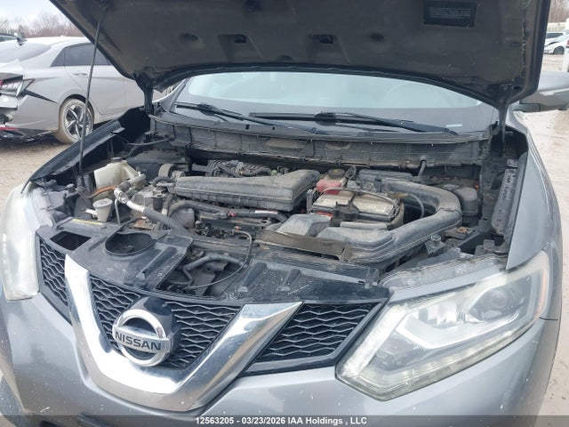 2015 Nissan Rogue S/sl/sv მანქანა იყიდება აუქციონზე, vin: 5N1AT2MVXFC868426, აუქციონის ნომერი: 12563205