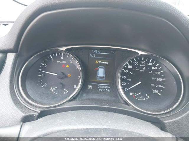 2015 Nissan Rogue S/sl/sv მანქანა იყიდება აუქციონზე, vin: 5N1AT2MVXFC868426, აუქციონის ნომერი: 12563205