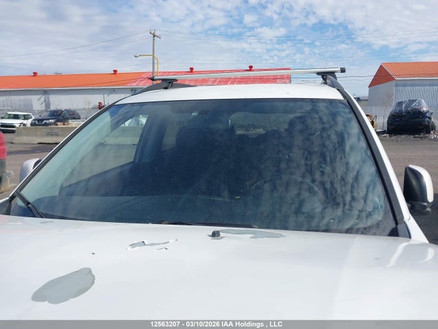 12563207 :رقم المزاد ، JA4AS2AW0AZ608556 vin ، 2010 Mitsubishi Outlander Es مزاد بيع