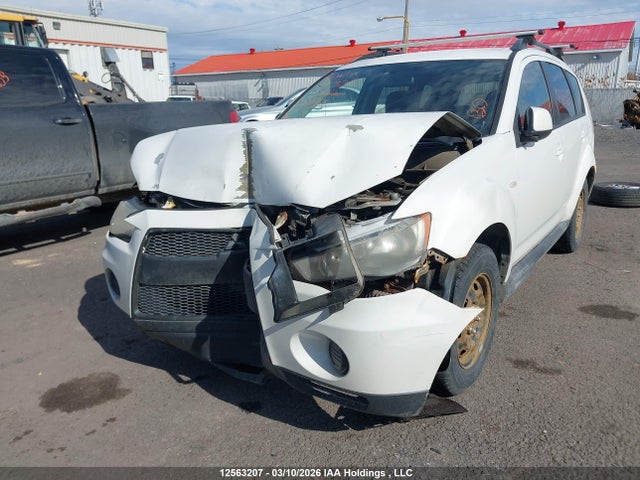 12563207 :رقم المزاد ، JA4AS2AW0AZ608556 vin ، 2010 Mitsubishi Outlander Es مزاد بيع