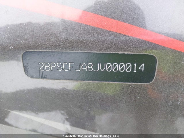 12563216 :رقم المزاد ، 2BPSCFJA8JV000014 vin ، 2018 Skidoo Summit Sp 850 Rer مزاد بيع