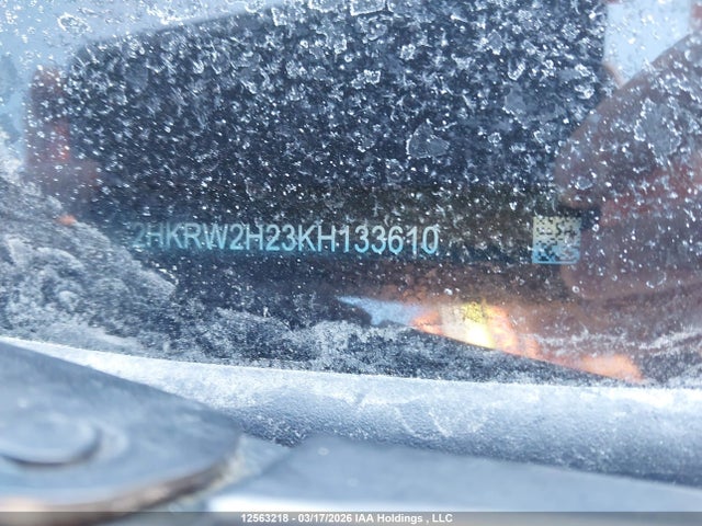 12563218 :رقم المزاد ، 2HKRW2H23KH133610 vin ، 2019 Honda Cr-v Lx مزاد بيع