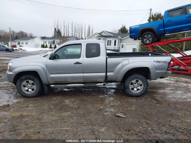 5TFUU4EN1EX086127 Toyota Tacoma Base V6