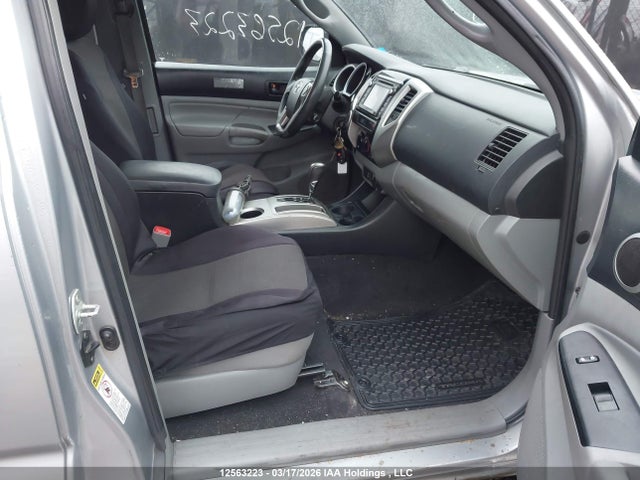 5TFUU4EN1EX086127 Toyota Tacoma Base V6