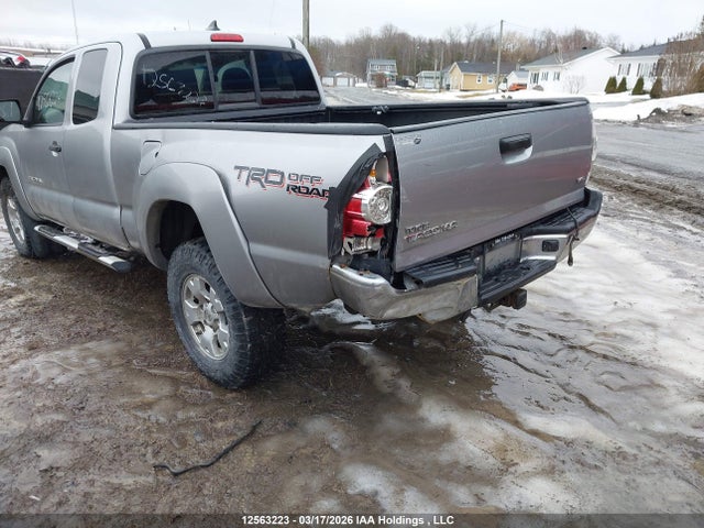 5TFUU4EN1EX086127 Toyota Tacoma Base V6