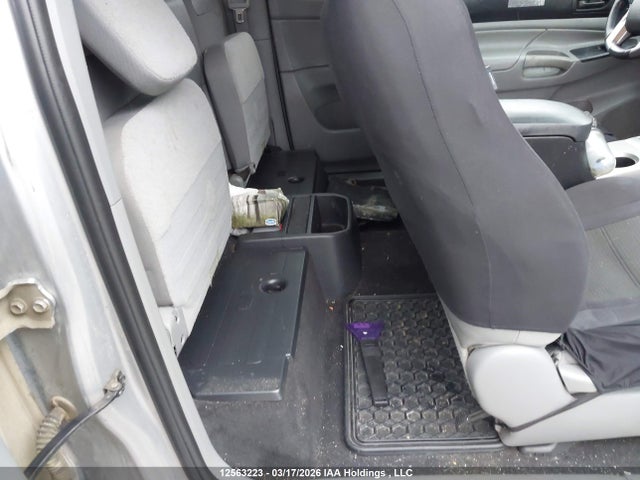 5TFUU4EN1EX086127 Toyota Tacoma Base V6