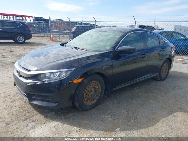 Продаж на аукціоні авто 2018 Honda Civic Lx, vin: 2HGFC2F56JH028268, номер лоту: 12563239