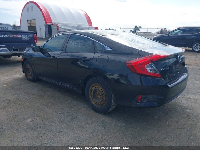 Продаж на аукціоні авто 2018 Honda Civic Lx, vin: 2HGFC2F56JH028268, номер лоту: 12563239