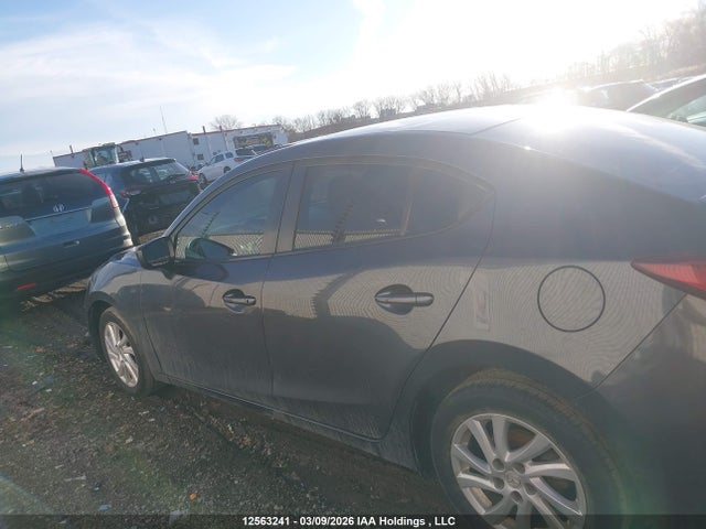3MZBM1U72FM210208 Mazda 3 SPORT