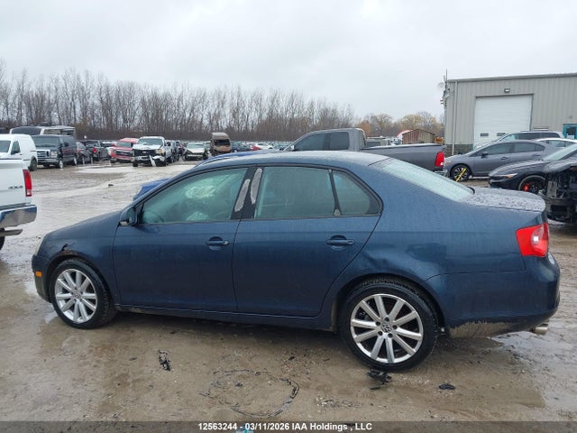 2006 Volkswagen Jetta 2.5 მანქანა იყიდება აუქციონზე, vin: 3VWRF31K06M837048, აუქციონის ნომერი: 12563244