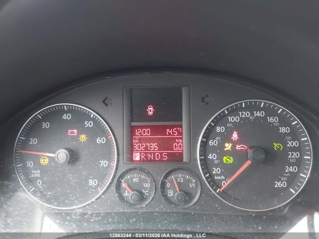 2006 Volkswagen Jetta 2.5 მანქანა იყიდება აუქციონზე, vin: 3VWRF31K06M837048, აუქციონის ნომერი: 12563244