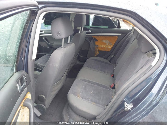 2006 Volkswagen Jetta 2.5 მანქანა იყიდება აუქციონზე, vin: 3VWRF31K06M837048, აუქციონის ნომერი: 12563244