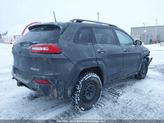 2016 Jeep Cherokee Trailhawk მანქანა იყიდება აუქციონზე, vin: 1C4PJMBS2GW180896, აუქციონის ნომერი: 12563268